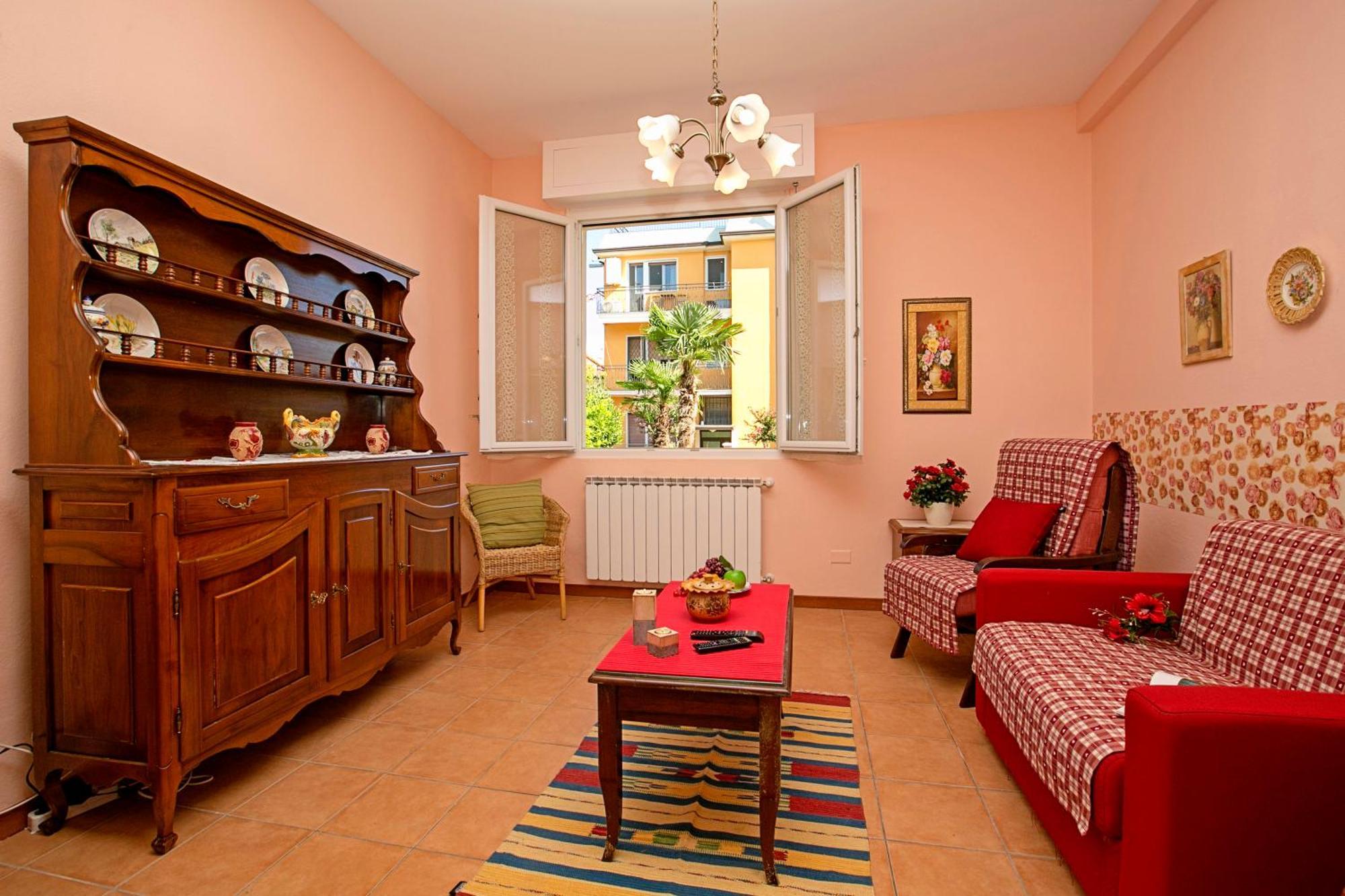 Villa Mimosa - Appartamento 1 - Happy Rentals เดเซนซาโนเดลการ์ดา ภายนอก รูปภาพ